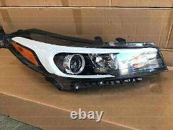 Halogen Headlight Assembly for 2017 2018 Kia Forte Forte5 with Bulb Passenger Side