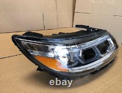 Phare avant projecteur LED DRL pour Kia Sorento EX SX 2014 2015 921021U600 côté passager